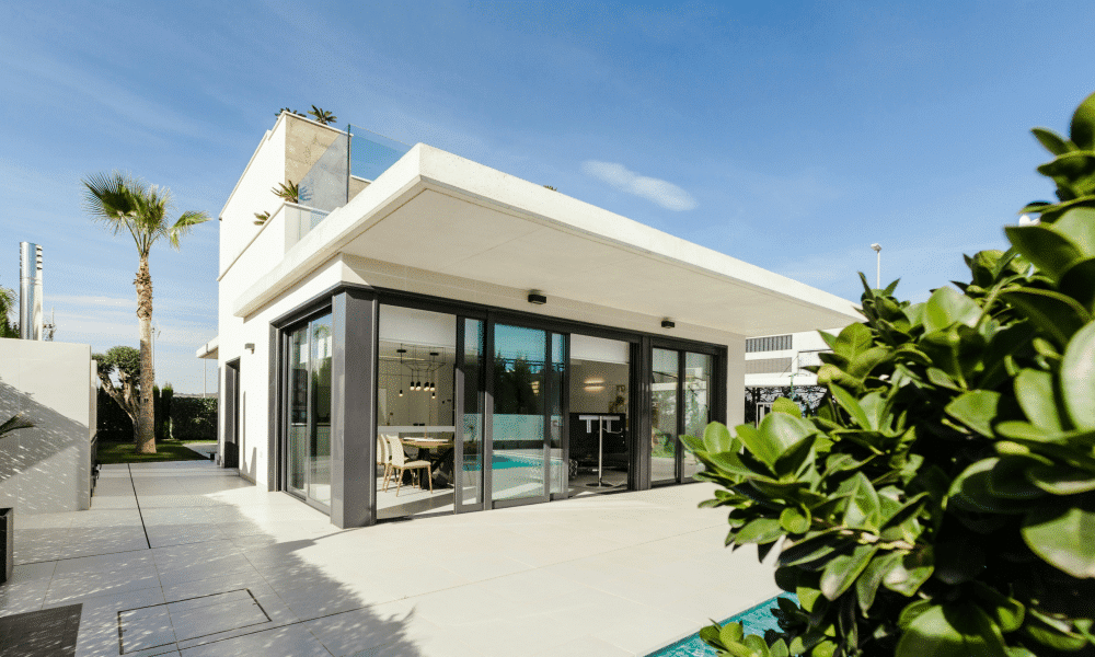 The Expert Touch of Real Estate Advisor Jeannette Echevarria