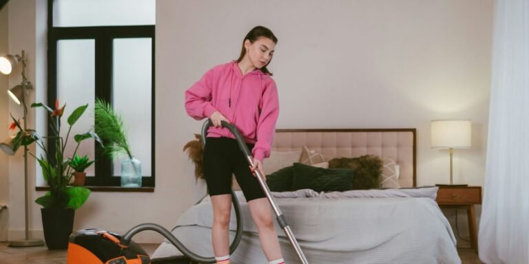 Smart Cleaning Systems & Tools: Innovations for Effortless Cleanliness