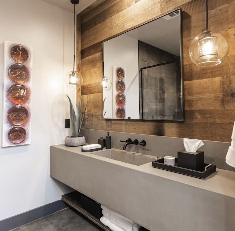 DW’s Remodeling Redefines Bathroom Spaces in Dallas with Smart, Stylish Renovations