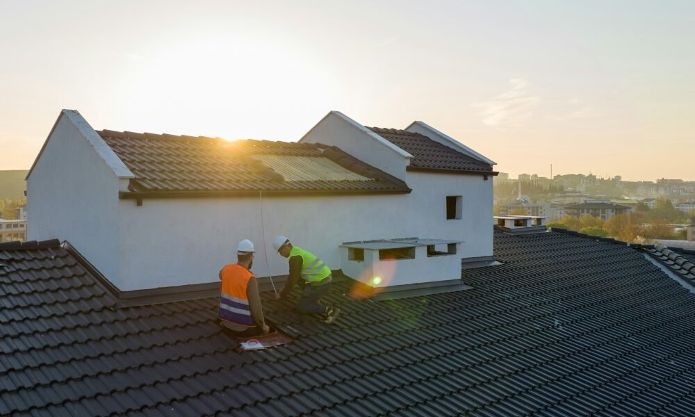Roof Repair vs. Replacement: Making the Right Choice for Louisiana Homeowners