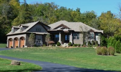 Kerb Appeal and Boundaries: Why Fencing Matters More Than Ever in Real Estate