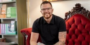 The Price of Hiring a Real Estate Agent Who Learned Your Neighborhood on the Way to the Showing