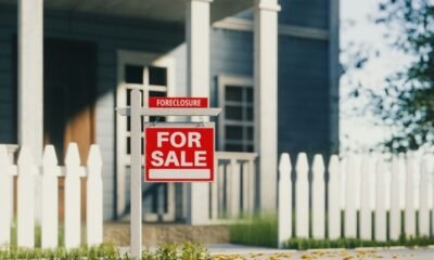 Federal Housing Aid Ends as Foreclosure Risk Rises