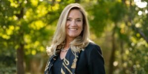 How Elyse Harney Morris Built a Real Estate Team on a Hospitality Foundation