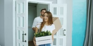 Apartment Investment Falls as Supply Risk Pressures Pricing