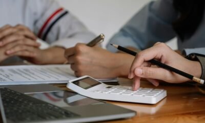 U.S. Mortgage Rates Near 7% as Affordability Tightens
