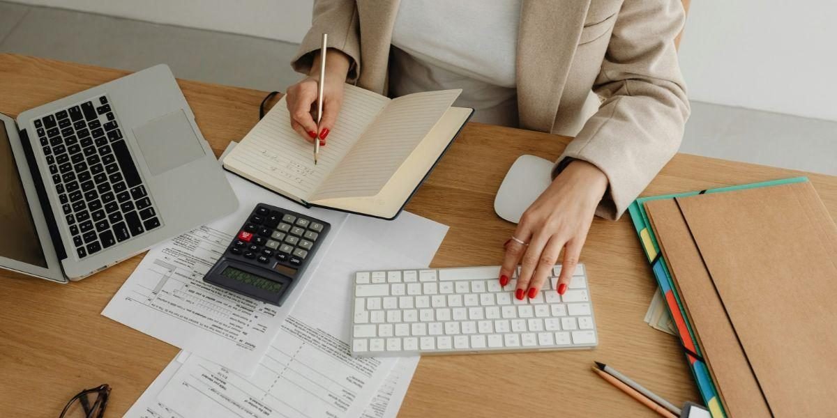 A Fill-in-the-Blanks Business Plan Template for Loan Applications